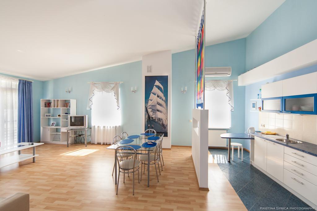 Apartamenti Alto & Ko Daire Jūrkalne Oda fotoğraf